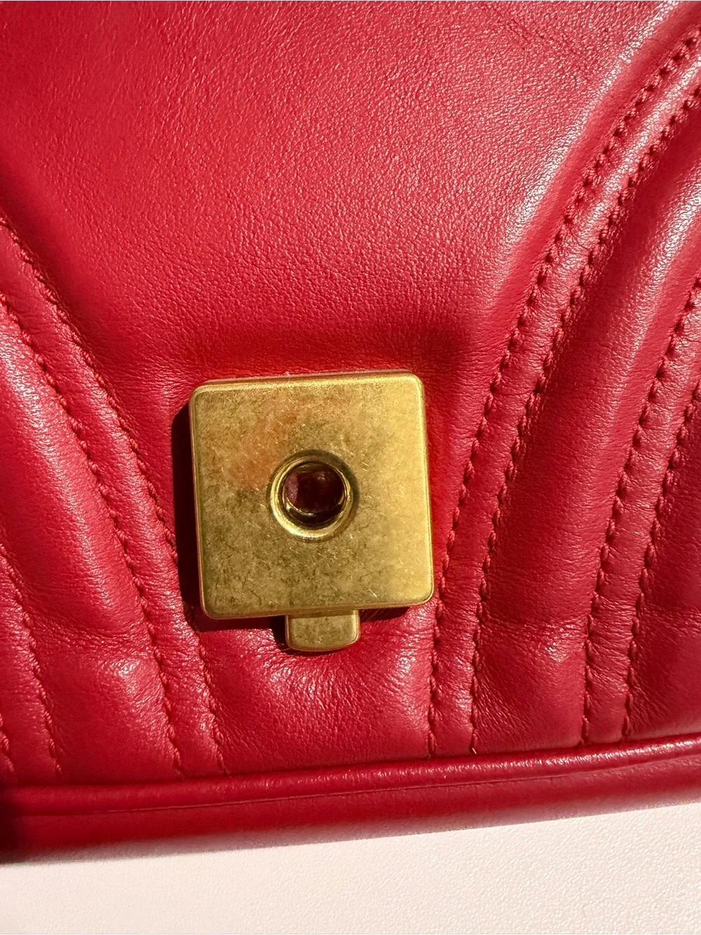 Gucci GG Marmont Small Matelassé Shoulder Bag – Red Leather